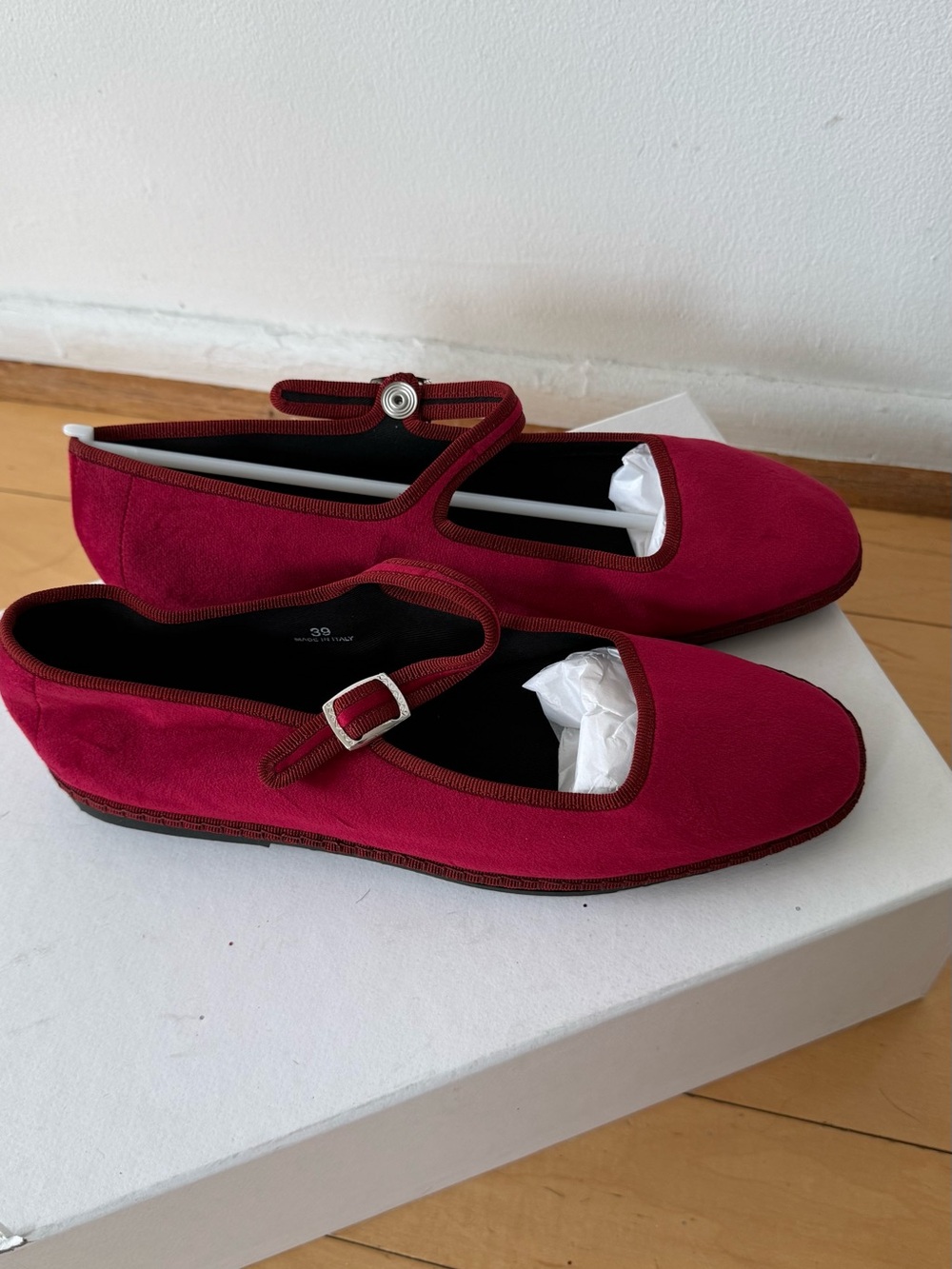 Women’s Mary Jane Flats in Deep Pink
